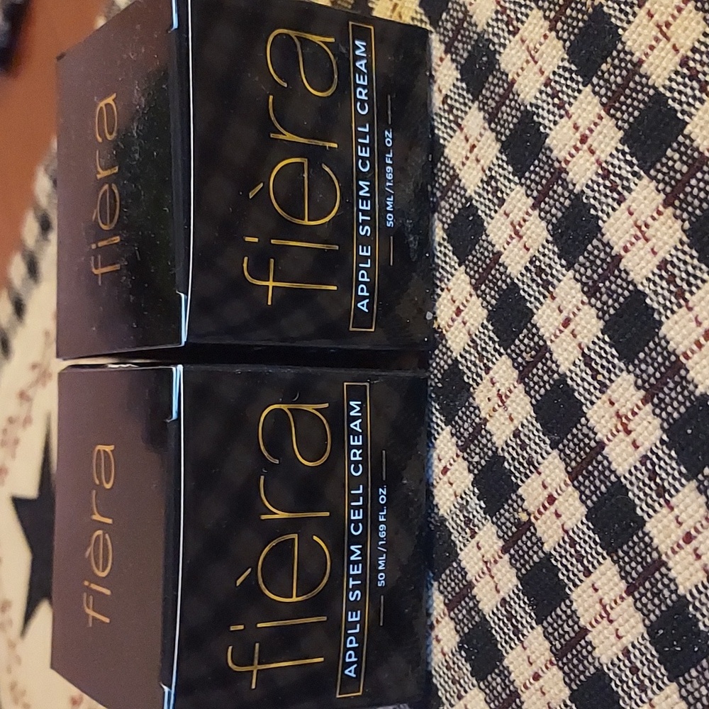 Fiera Apple Stem Cell Cream